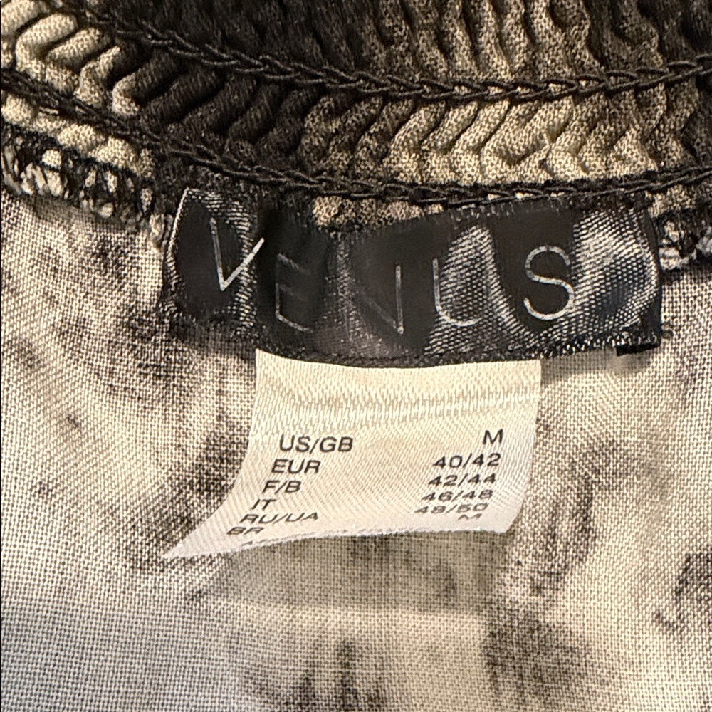 VENUS Black and Cream Tie-Dye Blouse - Picture 2 of 5